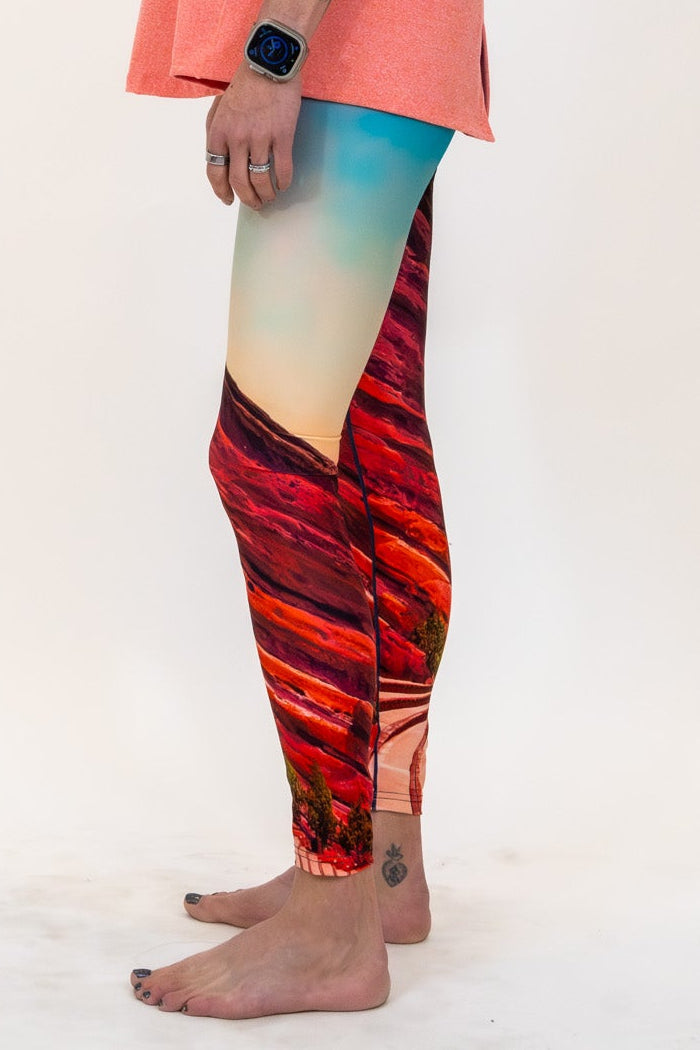 Load image into Gallery viewer, Red Rocks Sunrise Yoga Pants