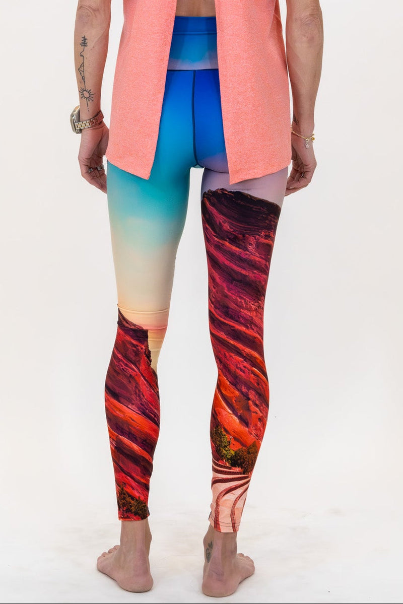 Load image into Gallery viewer, Red Rocks Sunrise Yoga Pants
