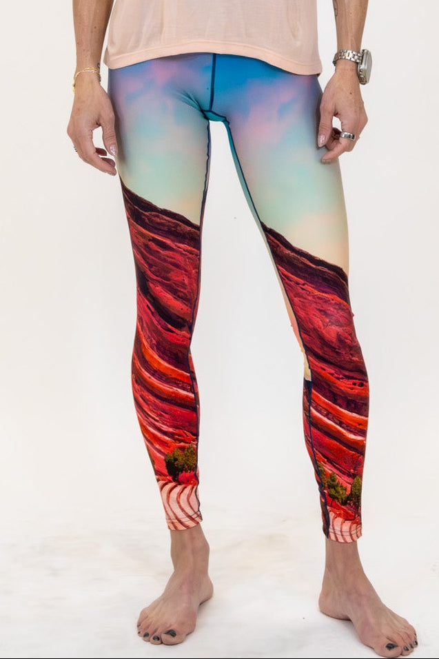 Load image into Gallery viewer, Red Rocks Sunrise Yoga Pants