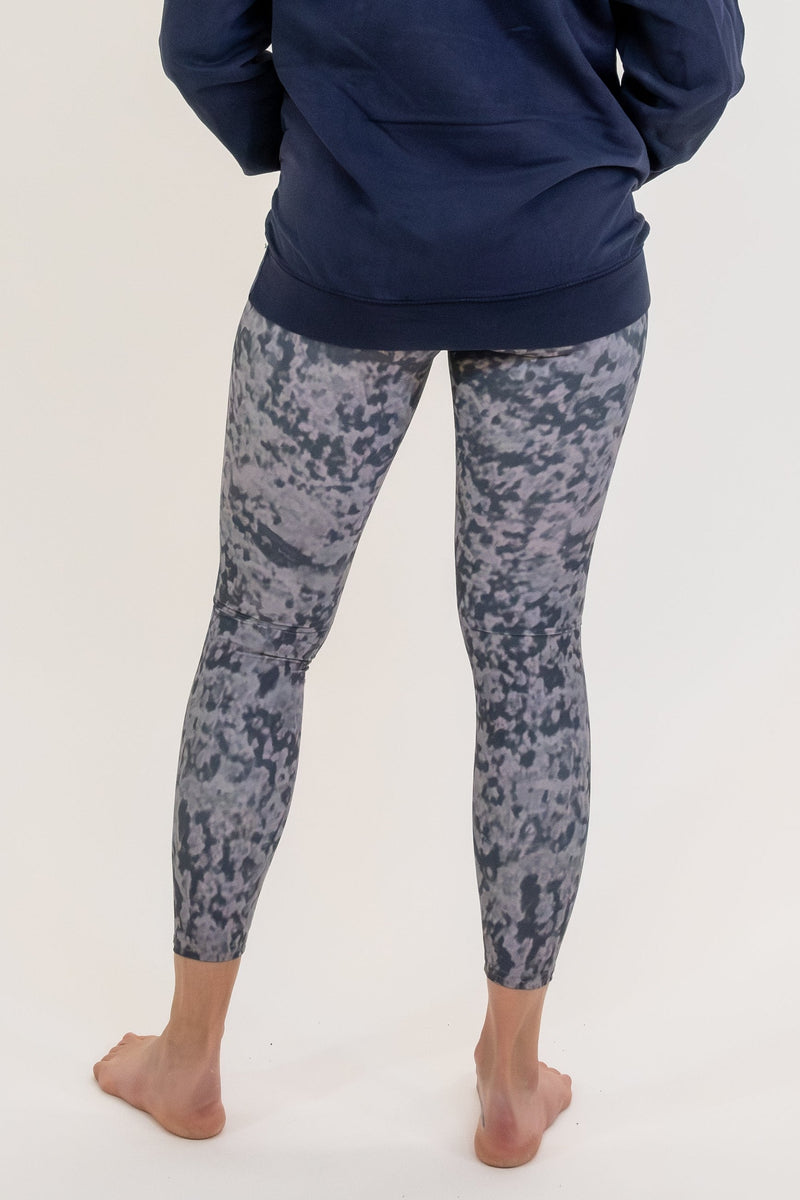 Load image into Gallery viewer, Grey Fog Yoga Pants