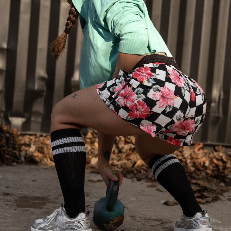 Load image into Gallery viewer, Women’s Studio Flex Training & Recovery Shorts | 4"