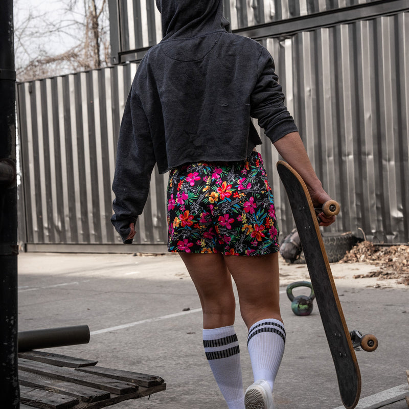 Load image into Gallery viewer, Women’s Studio Flex Training & Recovery Shorts | 4"