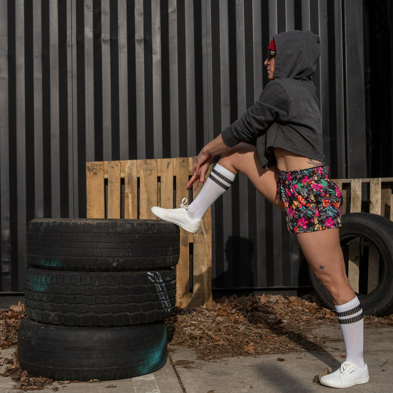 Load image into Gallery viewer, Women’s Studio Flex Training & Recovery Shorts | 4"