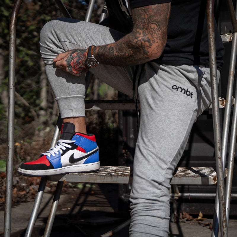 Load image into Gallery viewer, Men's Dynamic Performance Training Joggers 2.0