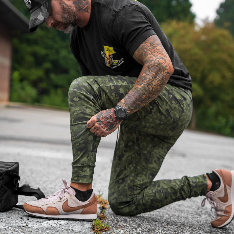 Load image into Gallery viewer, Men's Dynamic Performance Training Joggers 2.0