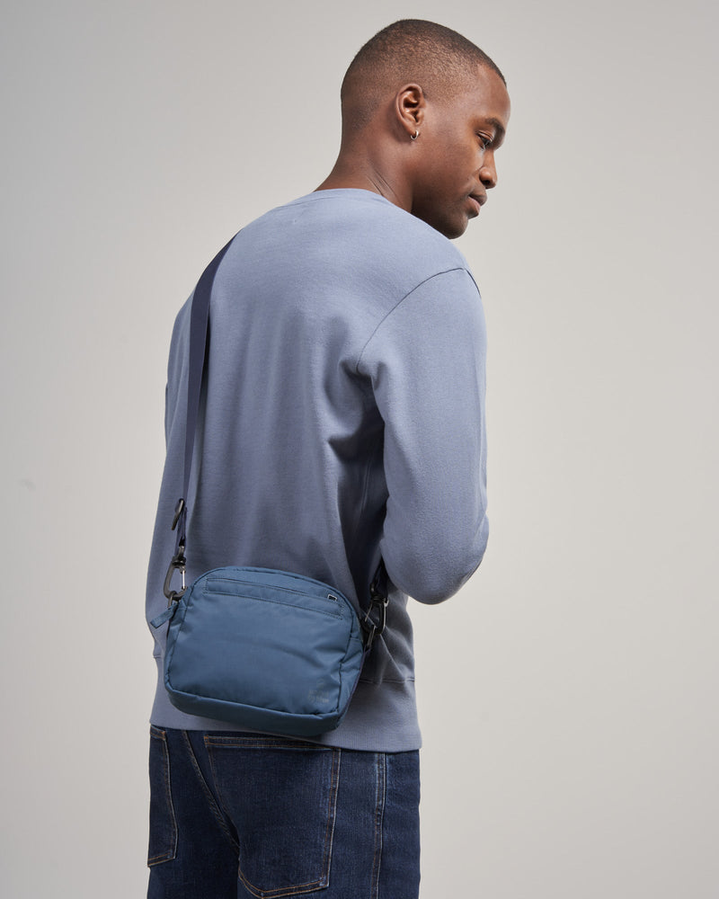 Load image into Gallery viewer, (Re)active™ 2L Convertible Crossbody