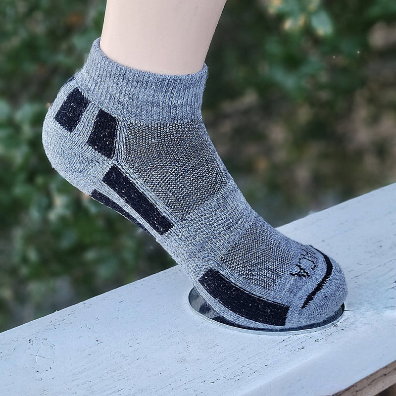 Load image into Gallery viewer, Alpaca Golf/Sport Socks
