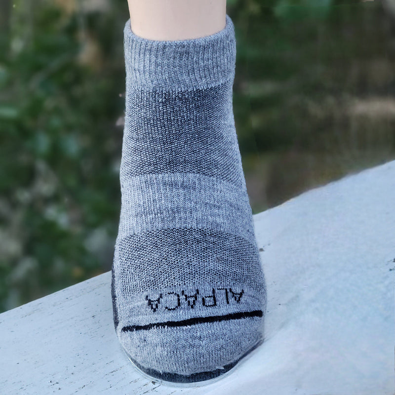 Load image into Gallery viewer, Alpaca Golf/Sport Socks