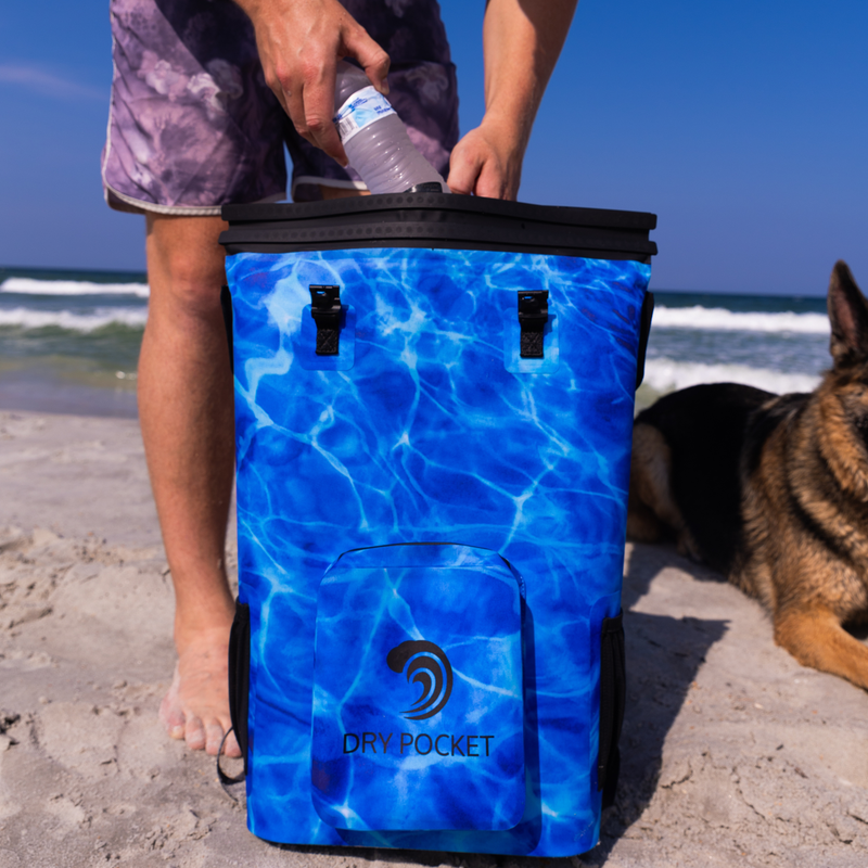 Load image into Gallery viewer, Waterproof Floating Backpack Cooler - Ocean Blue