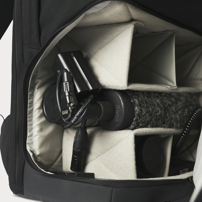 Load image into Gallery viewer, DayChaser 35L Travel Camera Backpack