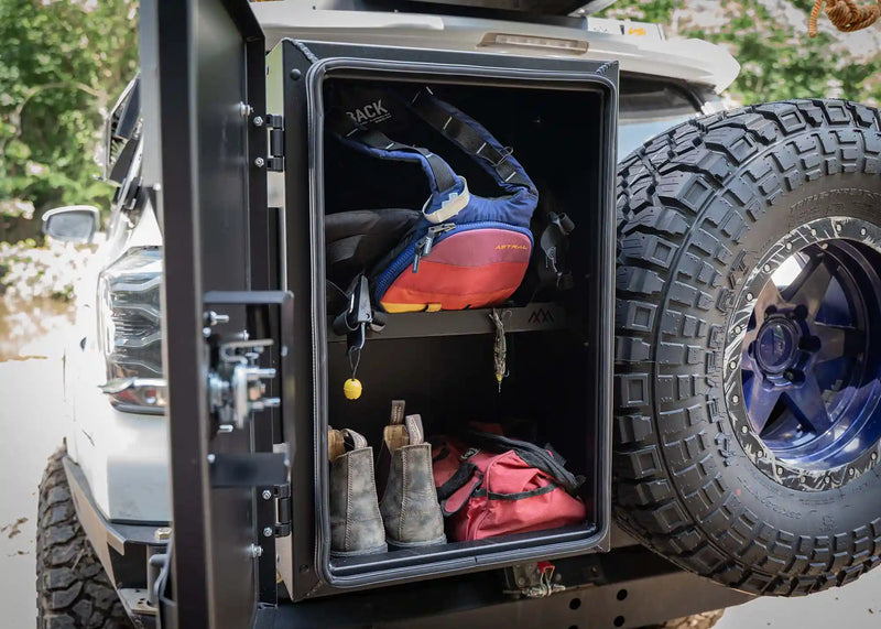 Load image into Gallery viewer, Universal Overland Storage Box (19x28x15)