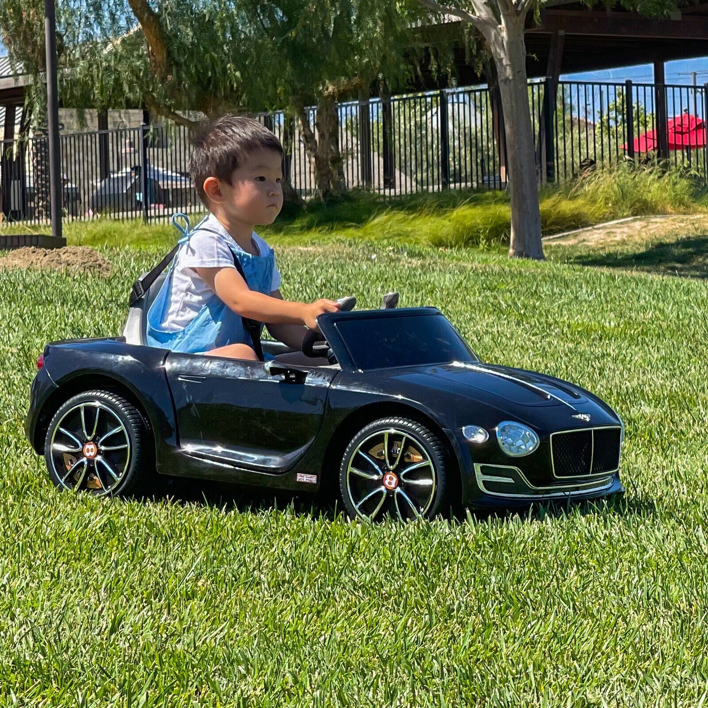 12V 2.4G Bentley Style Kids Electric Ride On Car with Remote Control