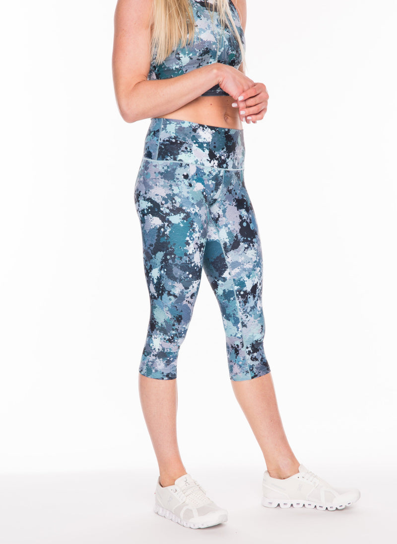 Load image into Gallery viewer, Blue Bliss Capris *FINAL SALE*