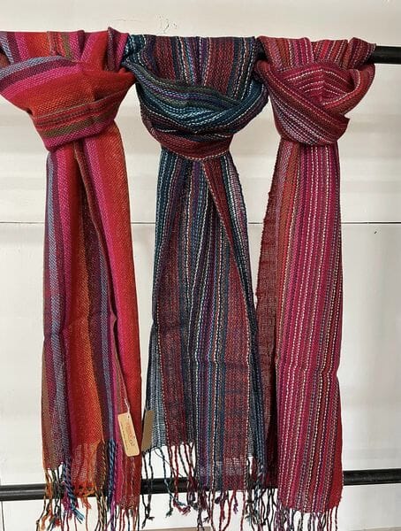 Load image into Gallery viewer, Brilliant Runway Alpaca Scarf