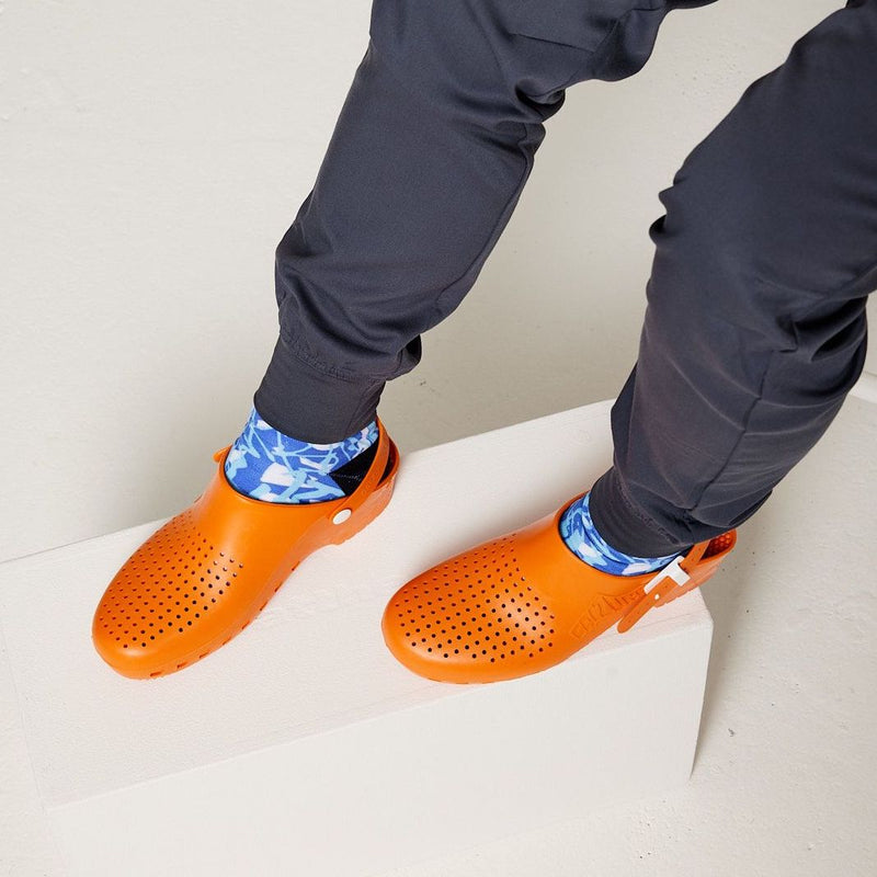 Load image into Gallery viewer, Calzuro Classic With Holes Orange