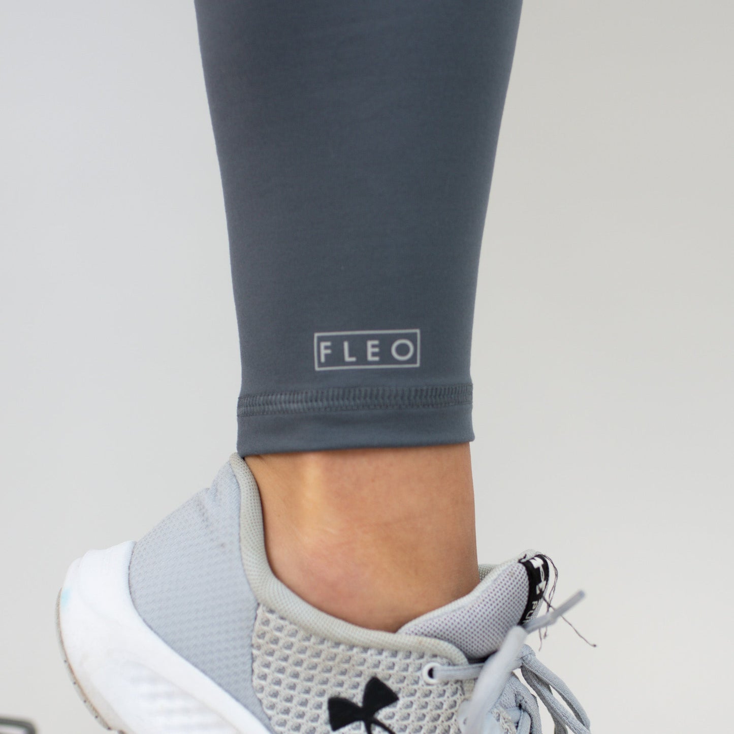 Go Go Legging 25" - High Rise - Skoutley Outdoors LLC
