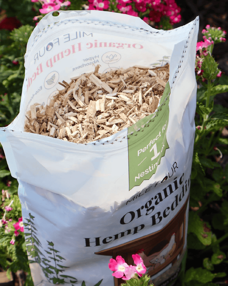 Load image into Gallery viewer, Hemp Bedding for Chicken Coops