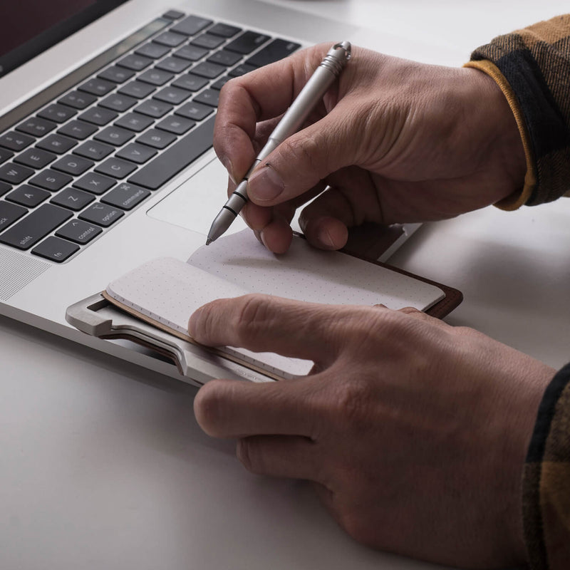 Load image into Gallery viewer, D01 Dapper™ Pen Wallet