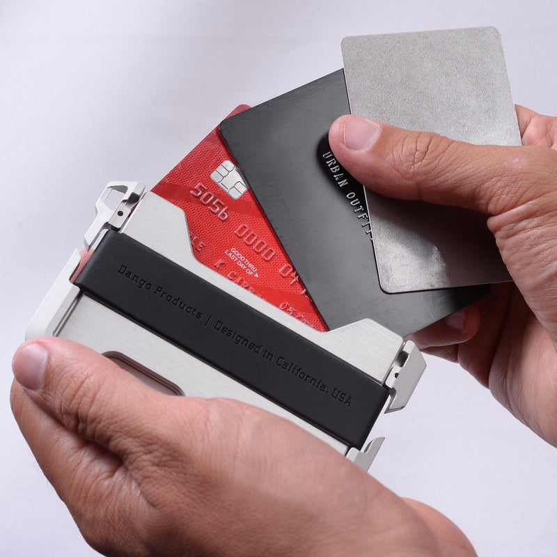 Load image into Gallery viewer, D01 Dapper™ Wallet