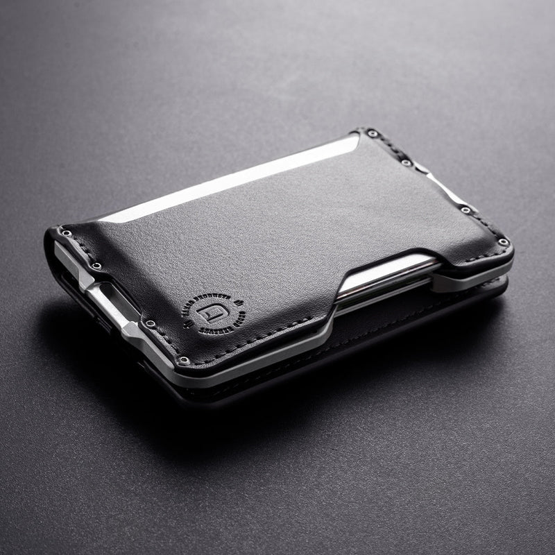 Load image into Gallery viewer, D03 Dapper™ Bifold Wallet