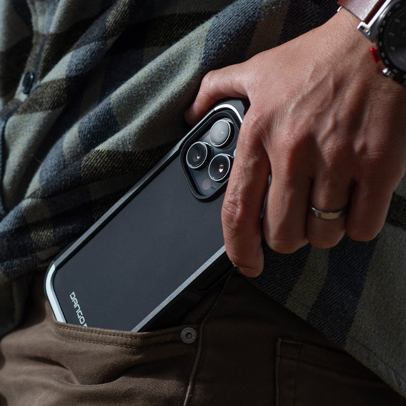 Load image into Gallery viewer, DANGO Adapt Case - Iphone 16 Pro