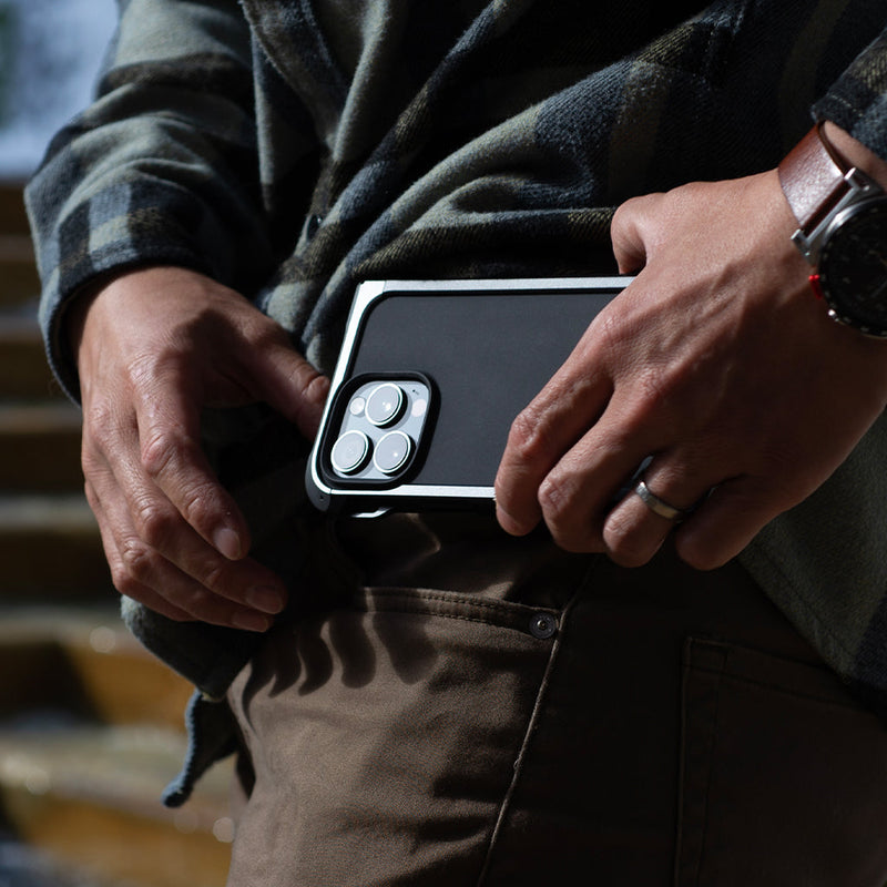 Load image into Gallery viewer, DANGO Adapt Case - Iphone 16 Pro