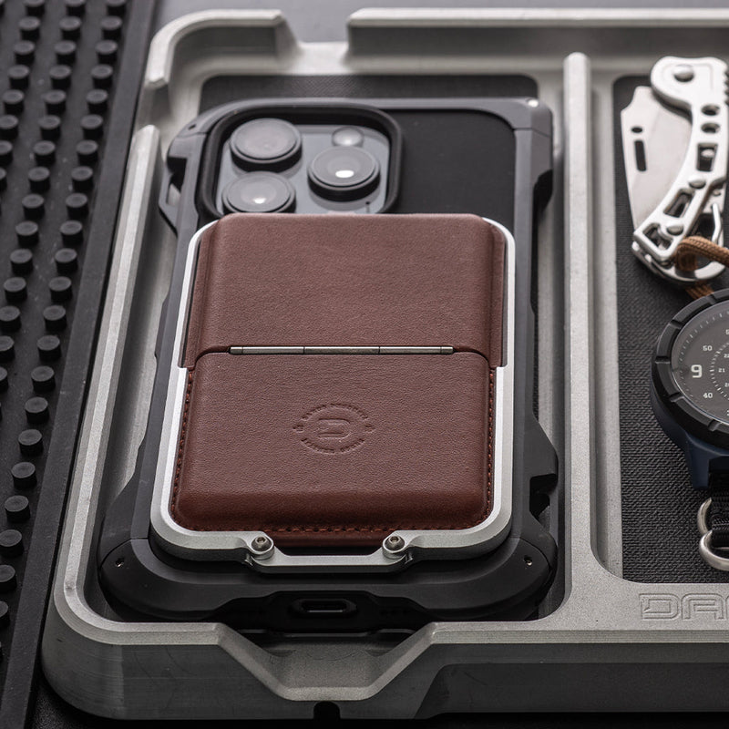 Load image into Gallery viewer, DANGO Adapt Case - Iphone 16 Pro