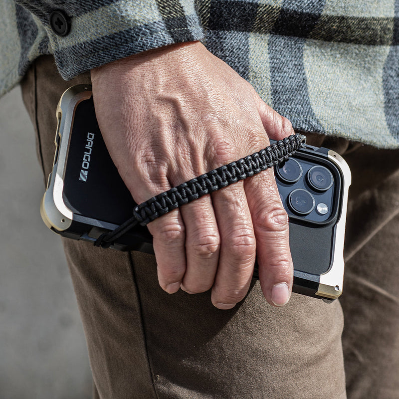Load image into Gallery viewer, DANGO Adapt Case - Iphone 16 Pro Max