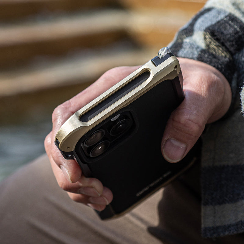 Load image into Gallery viewer, DANGO Adapt Case - Iphone 16 Pro Max