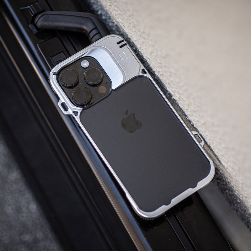 Load image into Gallery viewer, DANGO Covert Case for Iphone 16 Pro