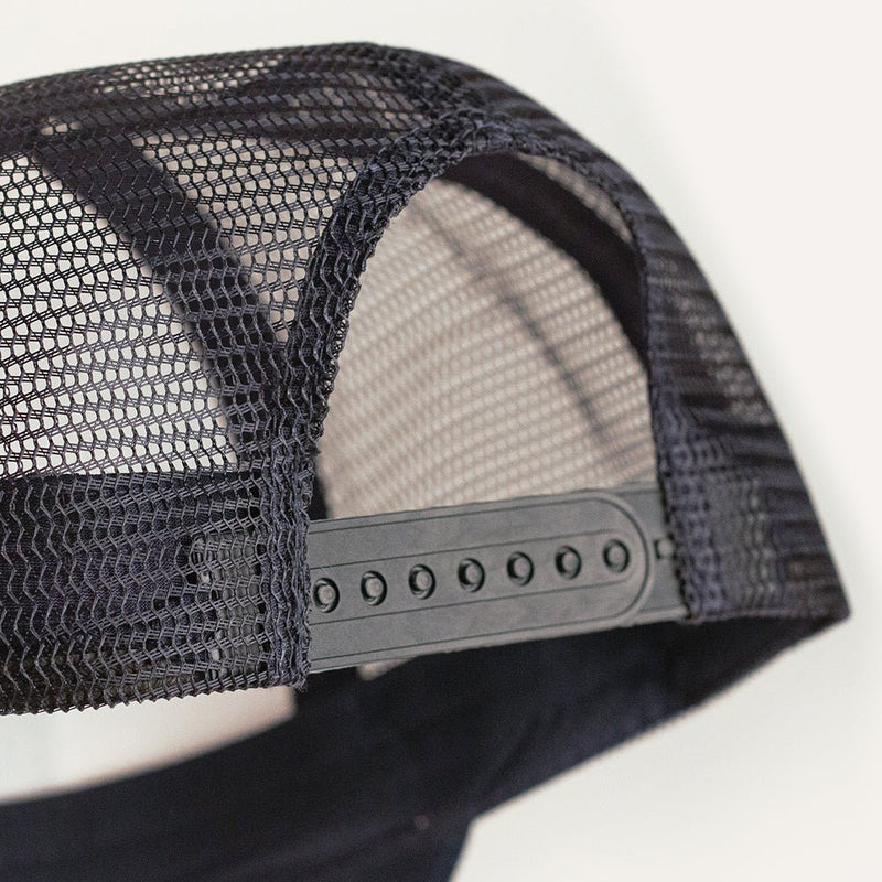 Load image into Gallery viewer, Elakai Mountain Patch Trucker Hat