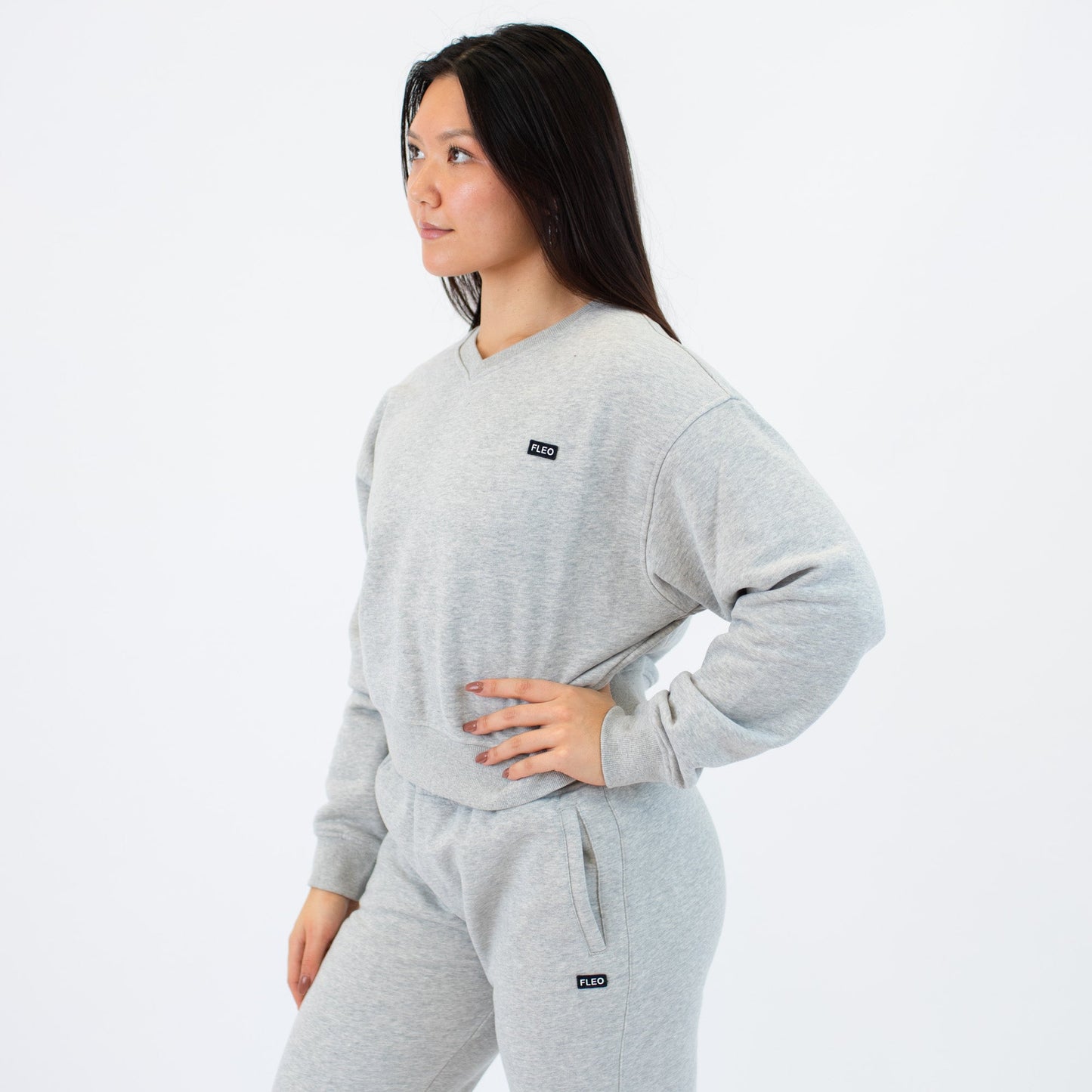 V Neck Crop Sweatshirt - Skoutley Outdoors LLC