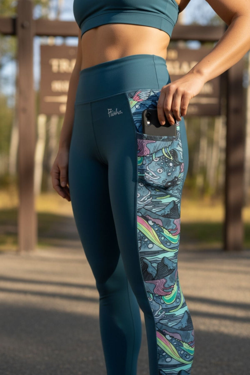 Load image into Gallery viewer, HaliBorealis Pocket Leggings