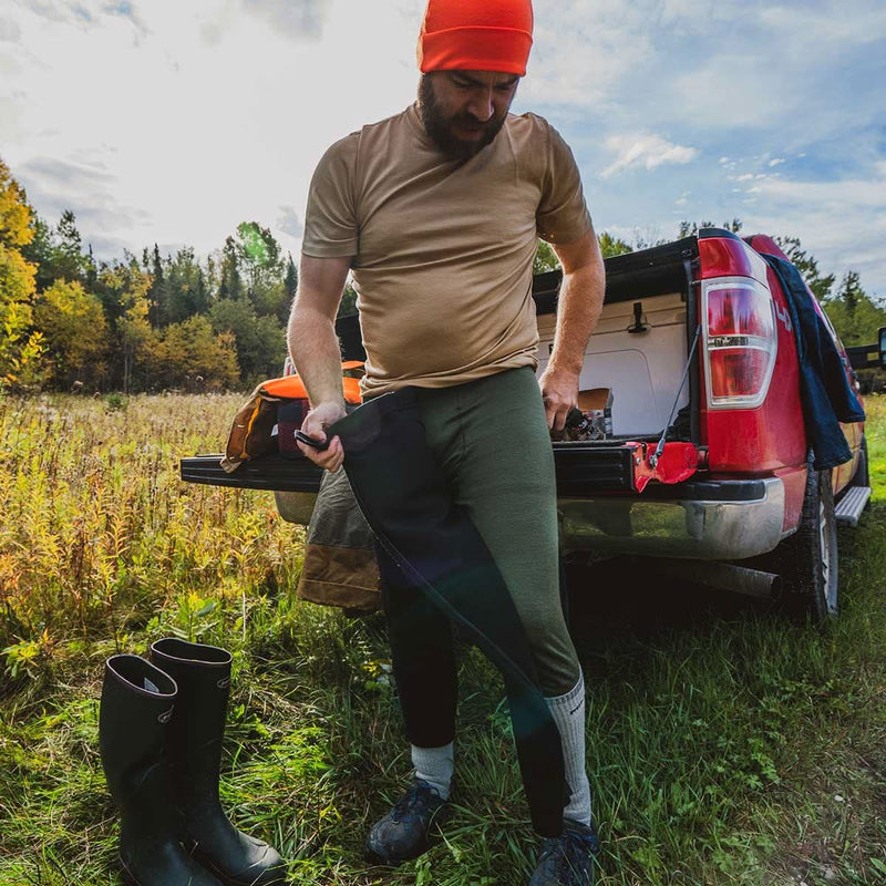 Load image into Gallery viewer, Heavyweight Wool Zip-Off Bottoms 3/4 length - 100% Merino Wool