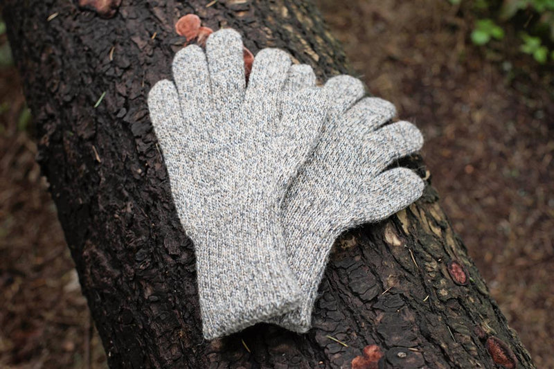 Load image into Gallery viewer, Iditarod 100% Alpaca Double-Thick Reversible Gloves