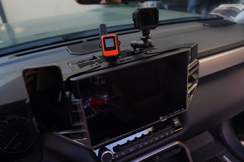 Load image into Gallery viewer, 2022-2025 Toyota Tundra/Sequoia Dash Mount
