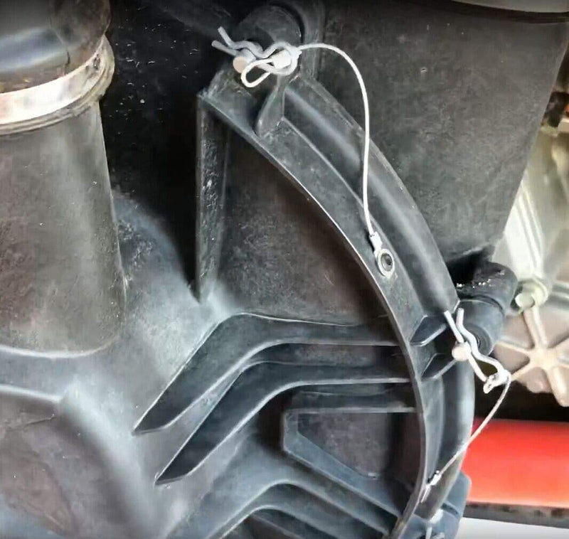 Load image into Gallery viewer, Quick-Release Clutch Cover Pins for Can Am Maverick X3