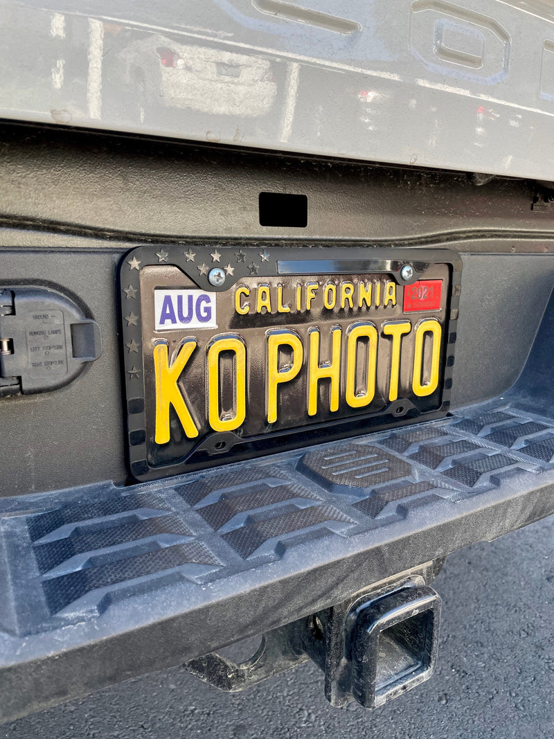 Load image into Gallery viewer, Silicone American Flag License Plate Frame - Anti-Rattle, Anti-Scratch
