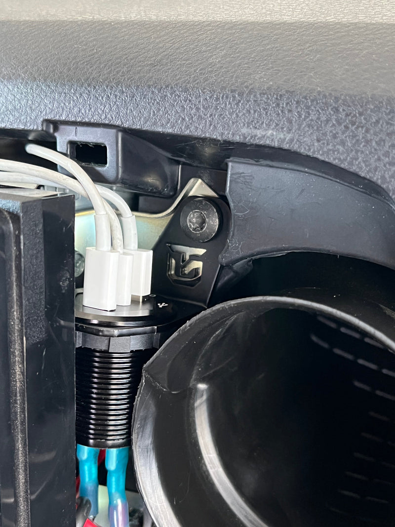 Load image into Gallery viewer, Stealth Power Port for 3rd Gen Toyota Tacoma (2016+)