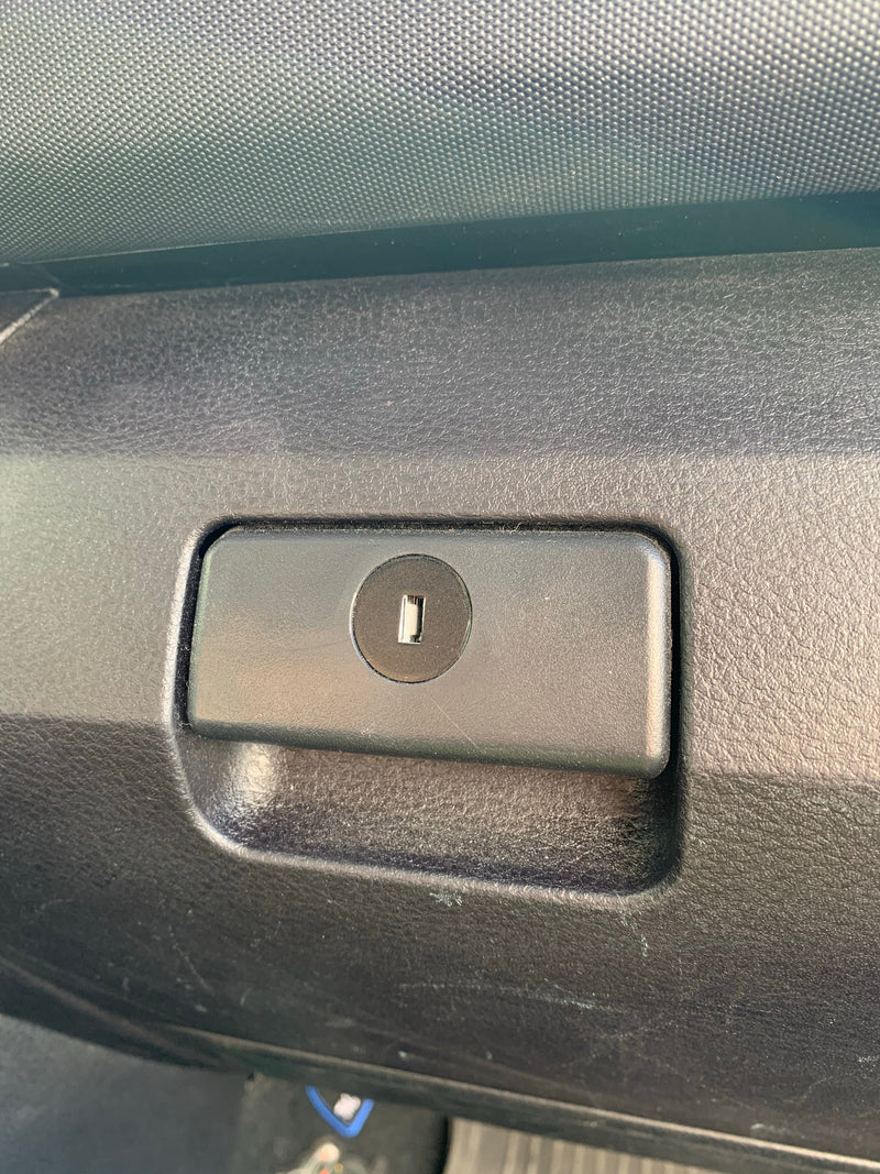 Load image into Gallery viewer, Glove Box Key Blackout