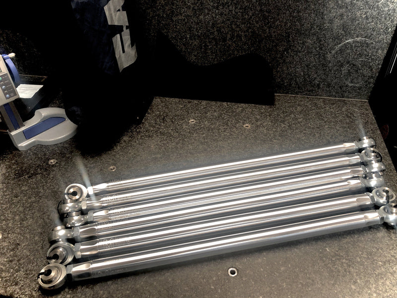 Load image into Gallery viewer, Can-Am Maverick X3 Radius Rod Kit 7075 (72in / 6pc)