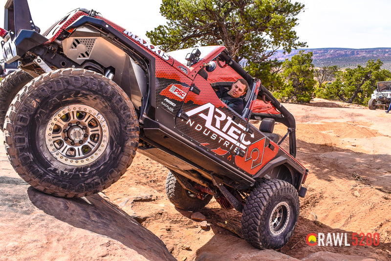 Load image into Gallery viewer, JK Front Inner Fenders - FREEDOM EDITION