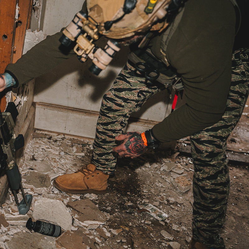 Load image into Gallery viewer, Men's Adjustable Performance Joggers