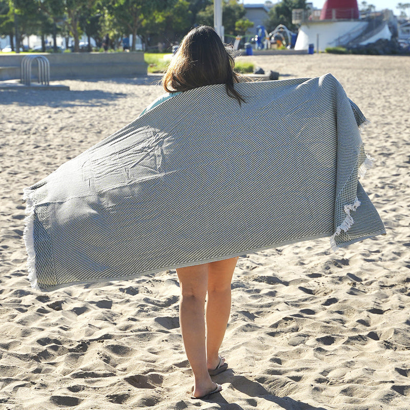 Load image into Gallery viewer, Kuntic - Turkish Beach Towel