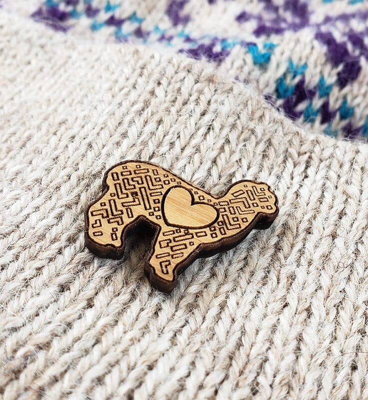 Load image into Gallery viewer, LOVE Alpaca Hat and Lapel Pin