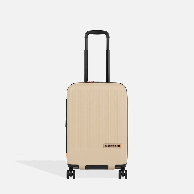 Load image into Gallery viewer, Meridian | 22" Carry-On - Chromatic Black