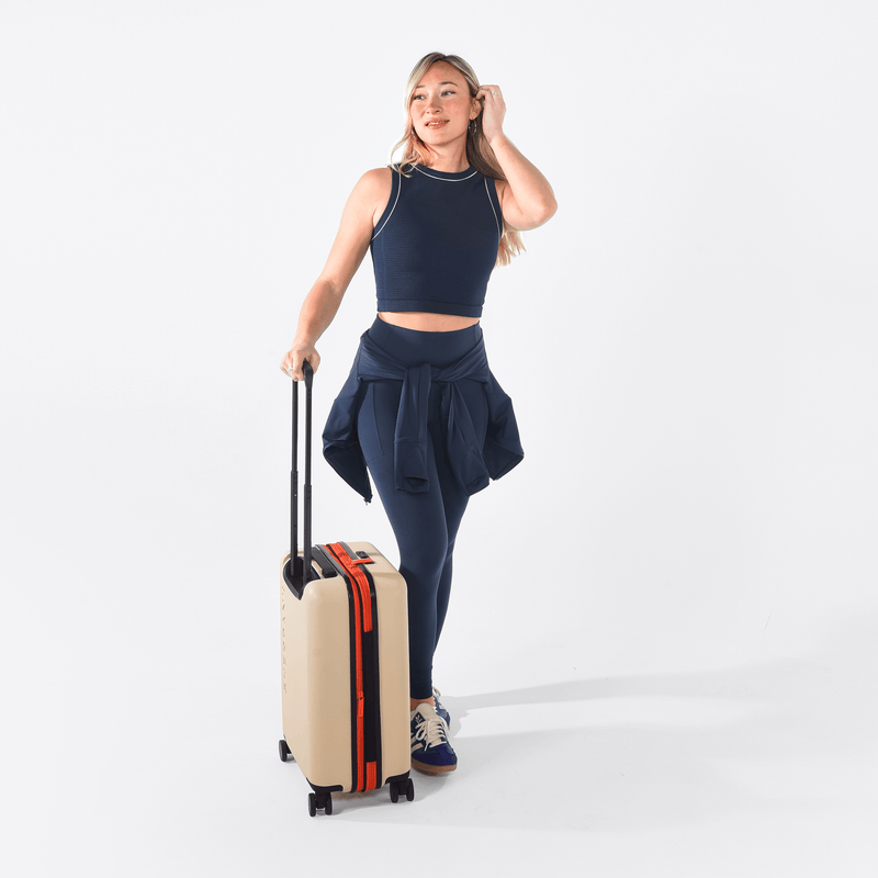 Load image into Gallery viewer, Meridian | 22" Carry-On - Chromatic Black