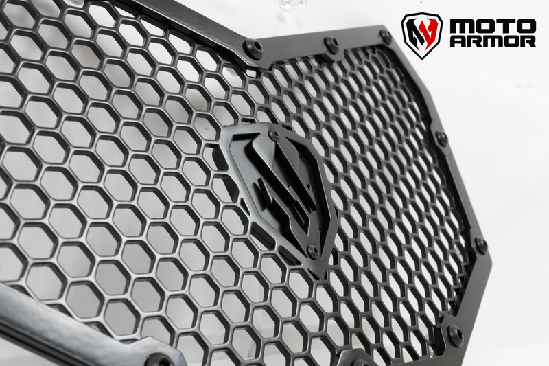 Load image into Gallery viewer, Moto Armor Maverick X3 Radiator Grill Set