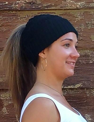 Load image into Gallery viewer, Messy Bun Alpaca Hat