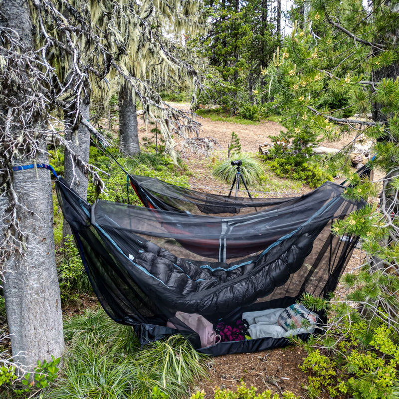 Load image into Gallery viewer, MOZZY 360 Hammock Bug Net Shelter